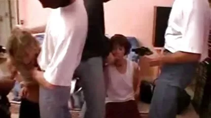 تبدیل کانال تلگرام فیلم سوپر خارجی به یک گربه بر روی یک خروس بزرگ, نوجوان احساس می کند دوسوگرا احساسات